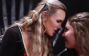 Lesbian cersei lannister fucked - game of bones