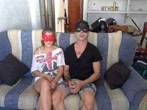 Porno casero de parejita teen. Lucrecia y Alvaro se lo montan en casa