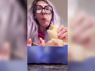 67 Giantess Eating & Burping