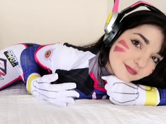 Amateur Webcam Teen Masturbates And Teases