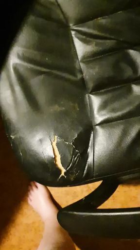 Masturbate and cums...