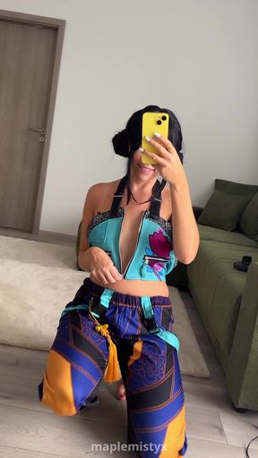 Zoe from Kpop demon hunters, stripping down, playing with vibrator