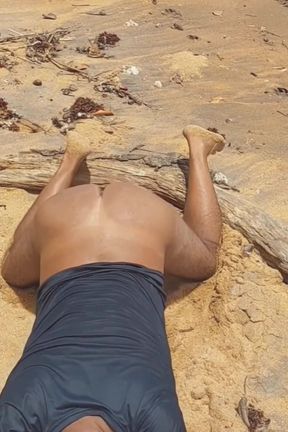 Ladysilva My Sexy Ass on the Beach