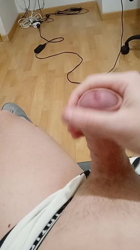 Jerking Off until watching a porn #7