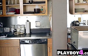 Naturally blonde teen Alissa Arden hot posing so wet and totally naked