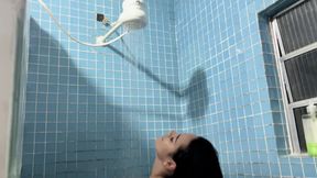 Naked in the Bath with the Very Hot Boy