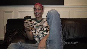 3489 voici maxime un transboy ( mec avec une chatte ) qui se fait baiser ...