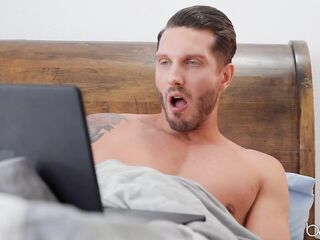 Round Ass Ebony Roomie Sits on Penis Instantly