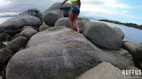 pega no flagra fudendo na ilha - ana rothbard