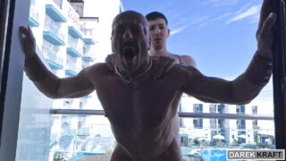 Muie, fără șa – curve britanice gay amatori tatuate cu puli uriașe care se fut anal