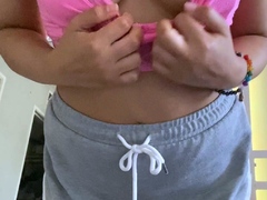 Big boob brunette masturbates on webcam
