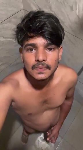 India's Desi Video Boy is making the most beautiful boy video in the land. If you like the video, check my profile and I can check it out on Instagram.