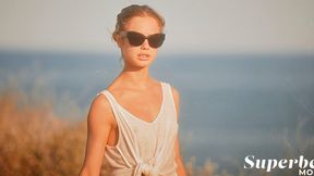 Endless Summer With Amelie Lou