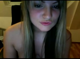 Cute blonde hot teen is naked on webcam chatting with me