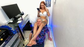 Jennifer Scissoring Her Slave In White Lace Lingerie (4K)