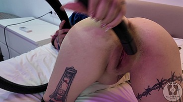 4K VACUUM CLEANER VACUUMING MY TITS ASS PUSSY TILL ORGASM