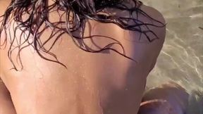 Sheila Ortega gives a mind-blowing blowjob on a deserted beach