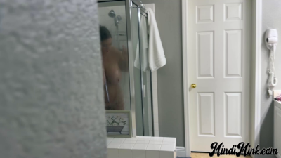 Perving on Stepmom in the Shower