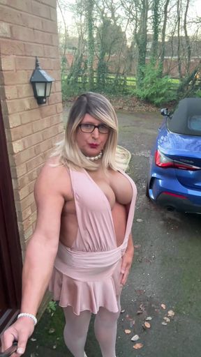 Sexy Crossdresser kellycd2022 in dusky pink outfit and seamless pantyhose and heels