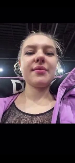 Masturbate and Vibrating Pussy in Locker Room