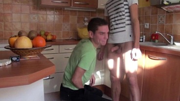 BRIEn fucked by MAX in jocktrap uin the kitchen in the morning