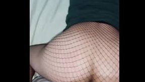 Madrastra's 18yo stepdaughter rides huge tool in her tight ass