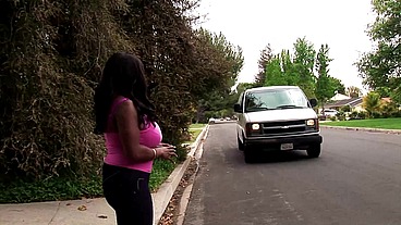 Christian Fucks Chunky Alisha Madison for Quick Cash