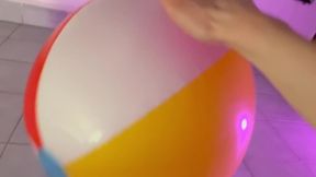 ASMR BEACHBALL TOY