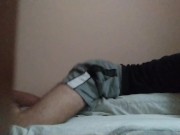 Fuking my pillow until Cumming