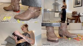 Mistress Avery - Carelessly Crushing Your Strawberries and Grapes Into Mush (HD 1080p MP4)