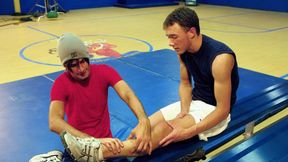 Runners Dempsey Stearns and Kirk Cummings fuck in a gymnasium