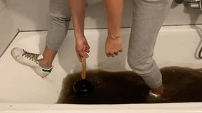 WET SNEAKERS IN A BATH TUB FIXING THE DRAIN **CUSTOM CLIP** - MOV HD