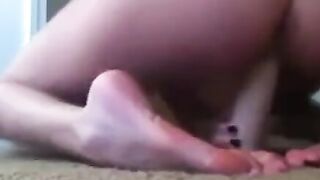 Amateur WebCam Rider Fucks A Huge Console Table