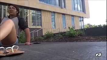 Cit&eacute_ oiled indian feet