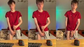skinny 55kg guy playing with his 23cm heavy meat