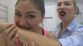 Strong vampirella teeth leave marks on their hands and fingers 2