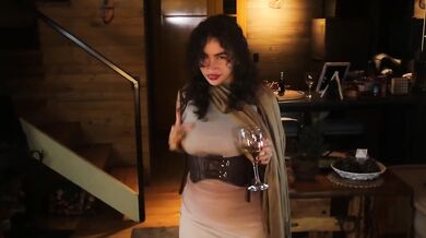 Dark Temptation big booty brunette solo ass gets spanked and vibrated