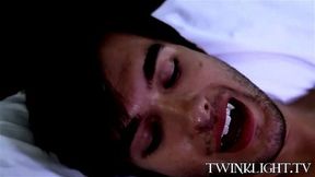 Vampire Tanner Kinsington ruins twinks hole after blowjob