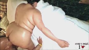 mis amigos me follan y el cornudo solo graba