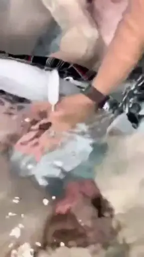 Hot tub with step mom after dad got out leads to hand job