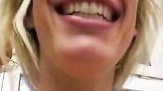 Deutschland-Amateure: Mature Blonde Sucks & Fucked Hard