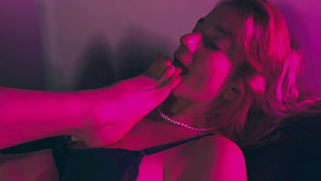 Love Her Armpits and Foot Fetish: Marilou and Miss Jesus