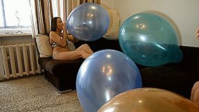 Girls mass sit pop all huge crystal 4K UHD