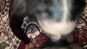 vecino le miente a su esposa que saldra tarde de trabajar para cogerme por mi ano