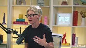 Khloe Kingsley Squirting on Camera & Red Flags | the Adult Time Podcast