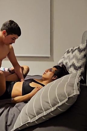 Argentinian Brunette Has Sex Without a Condom with a Guy From Instagram