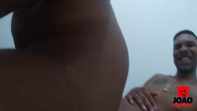 fudendo na cadeira da sala - preta fogosa