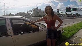 Roadside - Big Booty Girl Stranded And Fucked Roadside