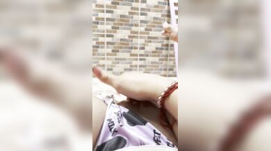 The young woman waits for everyone to leave the house so she can go out to the patio and masturbate her pink pussy to her heart's content.