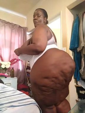 Black SSBBW Clapping Booty & Boobs Play